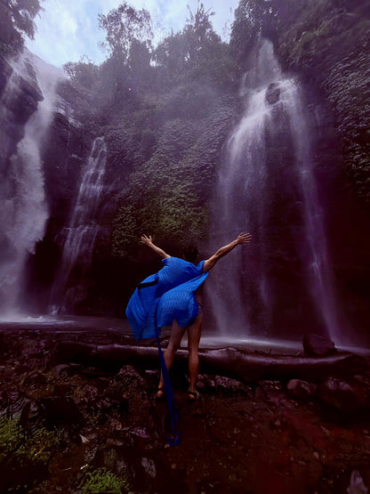 Model in the Bali Blue lace robe at a waterfall